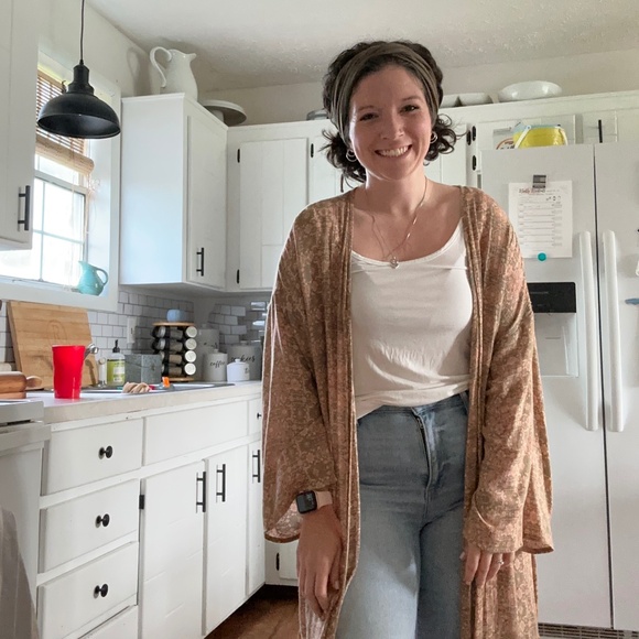 Meet your Posher, Meagan - Picture 1 of 1